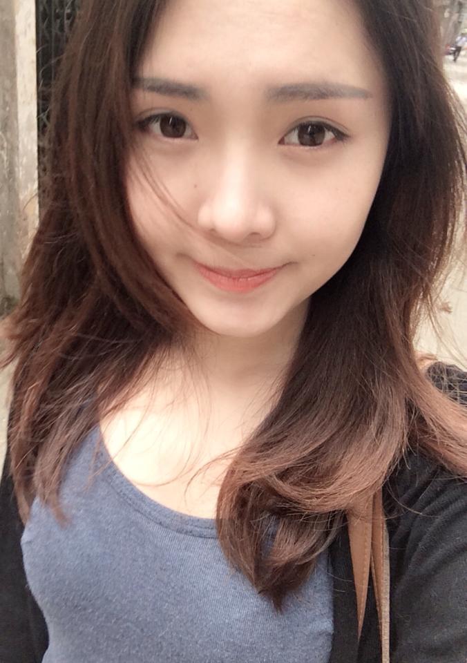 解开老师裙子猛烈进入动漫